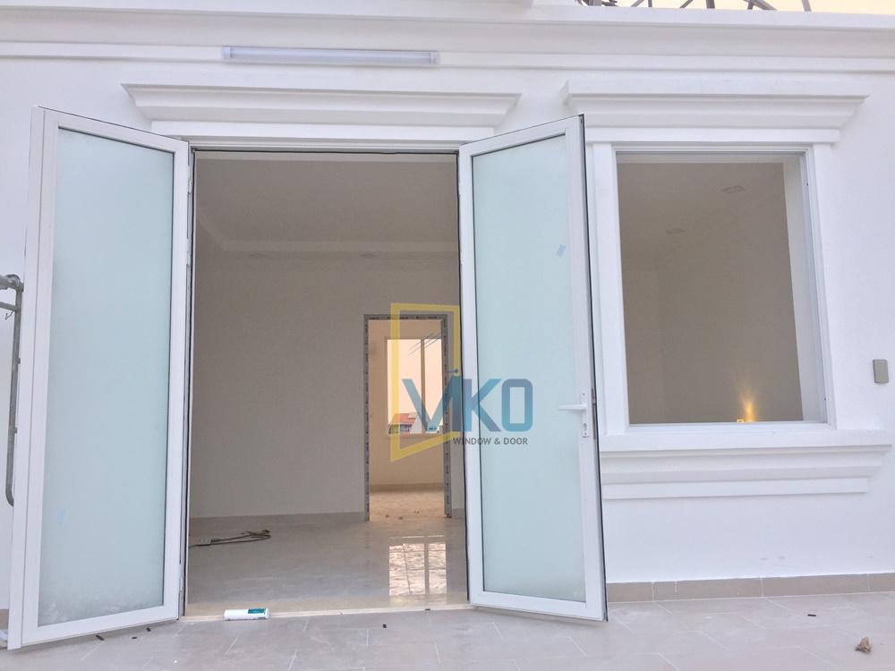Cửa đi mở quay 2 cánh