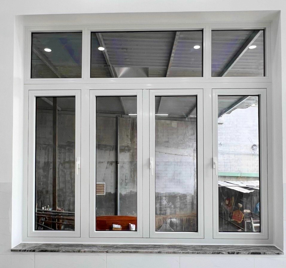 Cửa Sổ 4 Cánh Mở Quay- Nhôm Màu Trắng Cửa Sổ 4 Cánh Mở Quay- Nhôm Màu Trắng